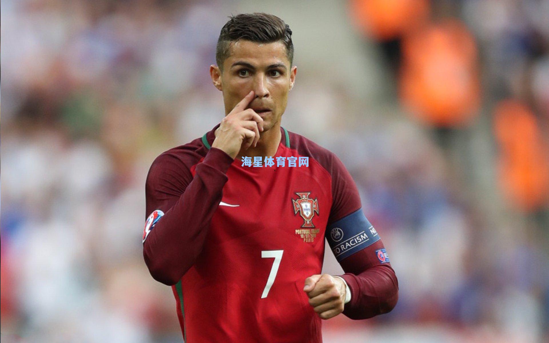 拉赫马尼赛后真情流露，庆祝源于汗水，胜利献给球迷